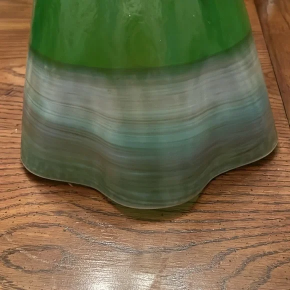 Murano ribbon glass vase‎